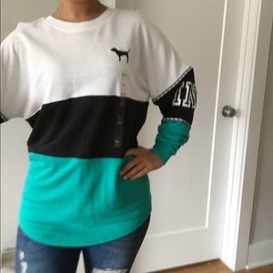 NWT VS Pink Varsity Crew